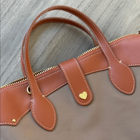 Stoney Clover Lane Pouchette 03 - Picture 10 of 11